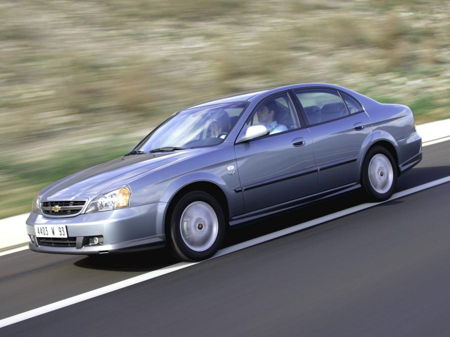  Chevrolet Evanda 2004 года  (фото 6 из 16)